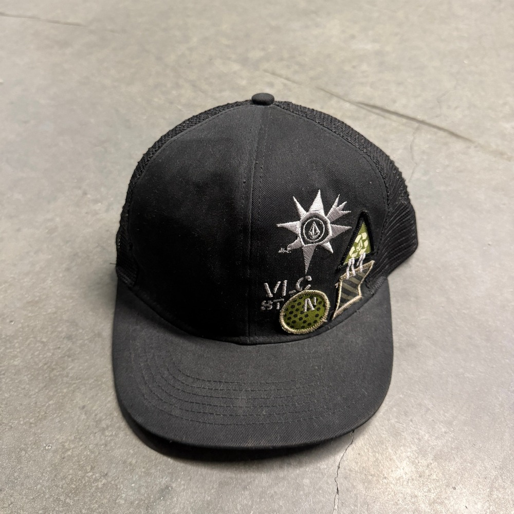 Volcom Stone Mens Black Mesh Snapback Trucker Hat Embroidered Patch Skate Cap